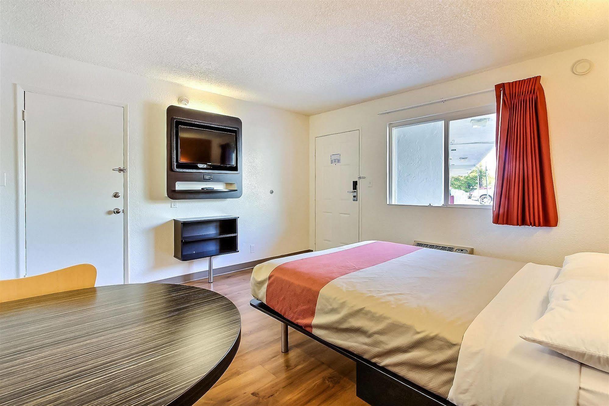 6-campbell, Ca - San Jose Hotel 2*