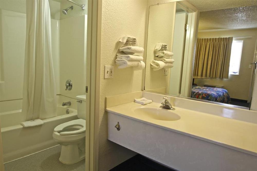 Hotel 6-campbell, Ca - San Jose Campbell
